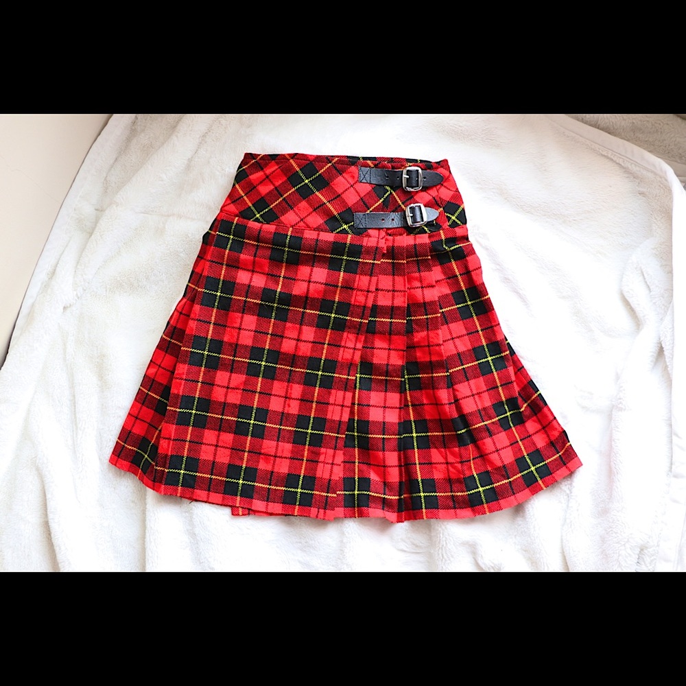 Retro school girl plaid skirts with buckles